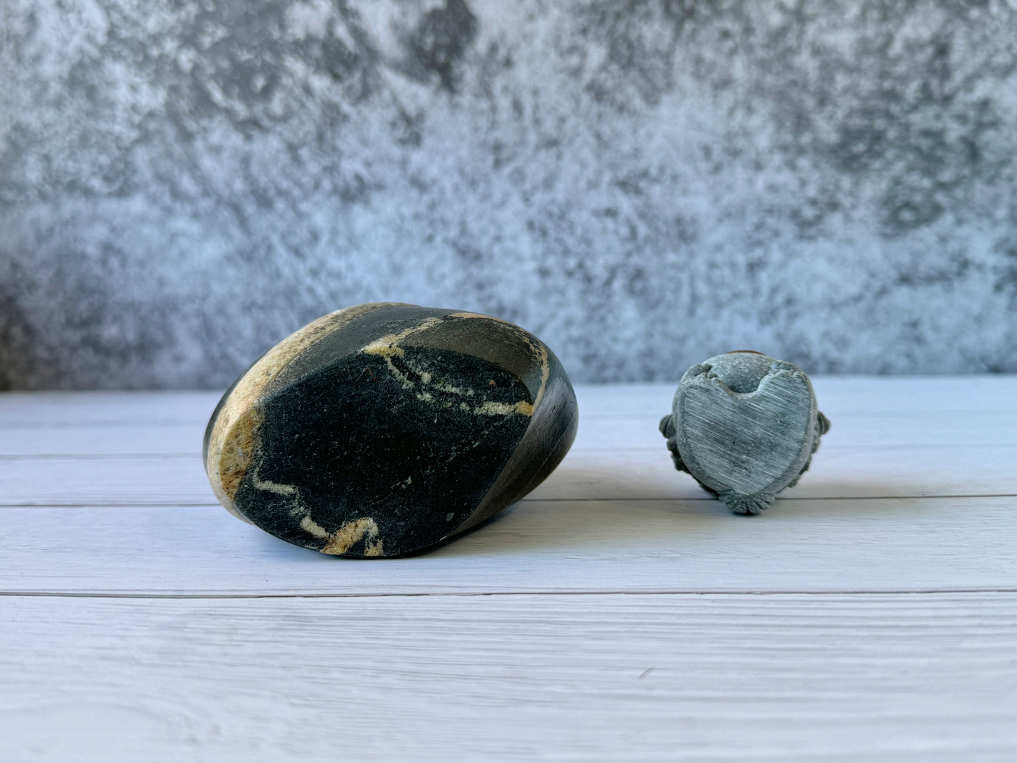 "Noir and Blanc" - Handmade Natural Riverstone Vase